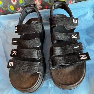 Nike Icon Classic Platform Sandals Black Women’s 7 Velcro
